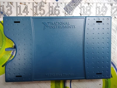 USED NATIONAL INSTRUMENTS NI PXI