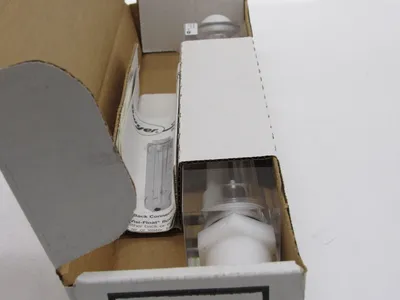 NEW DWYER VFCII-121-EC FLOW METER VFCII121EC