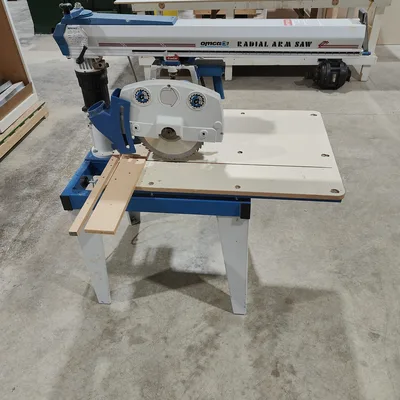 RN 700 FM | OMGA | Radial Arm Saw