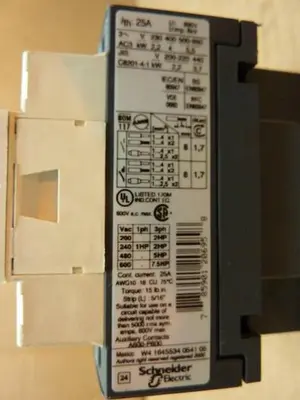 USED SQUARE D LC1 D09