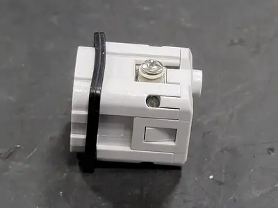 NEW PHOENIX CONTACT HC-A03-I-UT-M