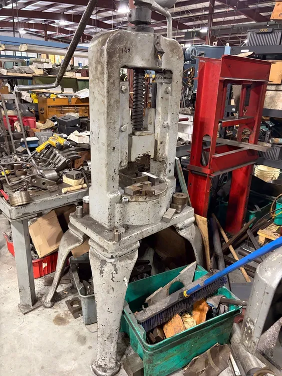 Used WATERBURY FARREL 10 Ton Screw Press Hot Stamping Presses Connecticut US | Global Machine Brokers, LLC #1352315