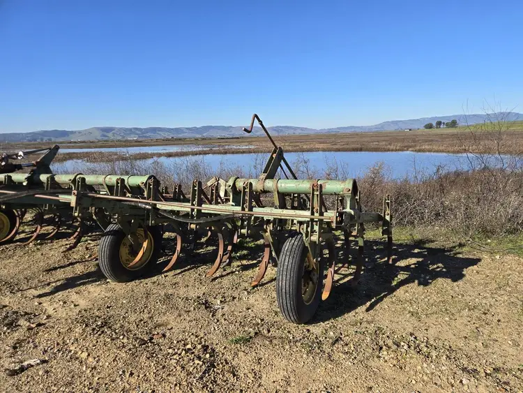 Used 2000 JOHN DEERE C20 Field Cultivators California US | Ben Kaplan Equipment #1182523