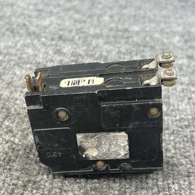 Used Square D Q0220 Circuit Breakers California US | Davliegogo LLC #1705964