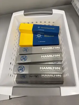 Used _UNKNOWN_ _UNKNOWN_ Syringes Rhode Island US | Federal Equipment Company #1347651