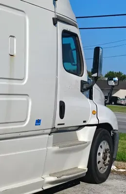 Used 2012 FREIGHTLINER CASCADIA Conventional trucks Ohio US | Proxy Equipment #1385152