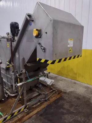 CRYSTAL FILTRATION CONTINUOUS FILTER COOLANT SYSTEM, WITH DRAG-OUT CONVEYOR : YOBRO #25069