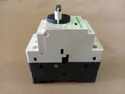 NEW SCHNEIDER ELECTRIC GV2P20