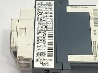 Used Telemecanique, Square D IEC Contactor 3P 18A 480VAC 24VDC Coil PLC Contactors Michigan US | Maverick Industrial Sales #1401964