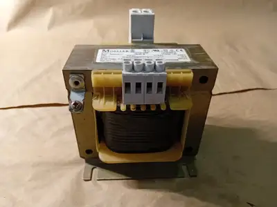 NEW MOELLER STZ0,4