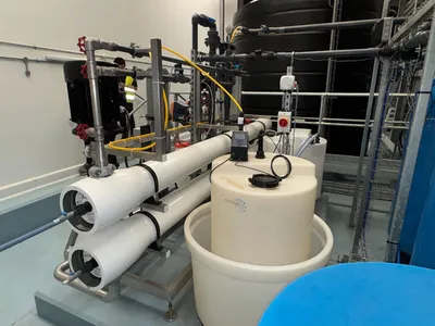 Little Used Mixing & Storage Tank Facility