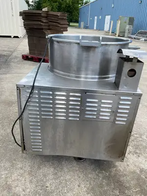 Used Cleveland Used Cleveland KGL40 40 gal Commercial Steam Kettle Natural Gas AS IS Cooking Kettles Illinois US | Falcon Restaurant Supply #1376133