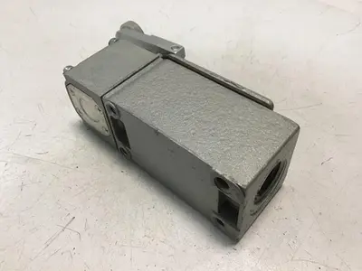 USED TELEMECANIQUE C2JK05