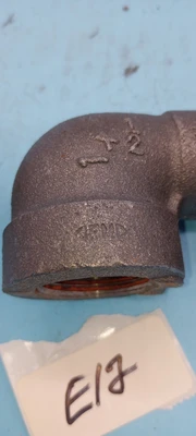 LOT OF 3 90  DEGREE black ELBOW reducer  STEEL 1"  X 1/2'