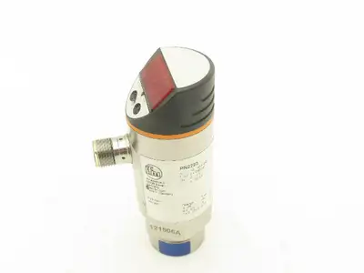 IFM PN2223 Pressure Sensor w/Display 18-32 VDC 14.5-362.5 PSI 4-Pin M12 1/4" NPT