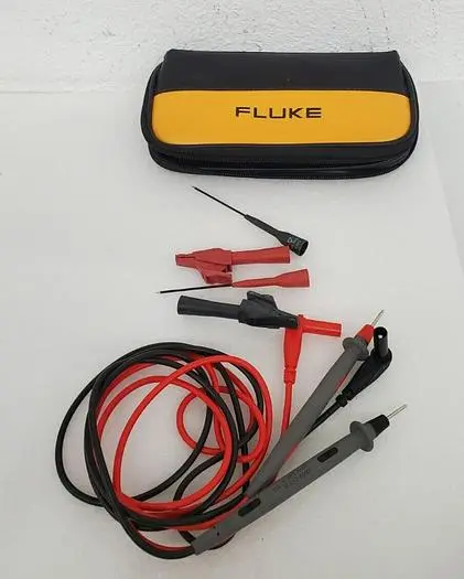 FLUKE 1000V CAT 600V CAT
