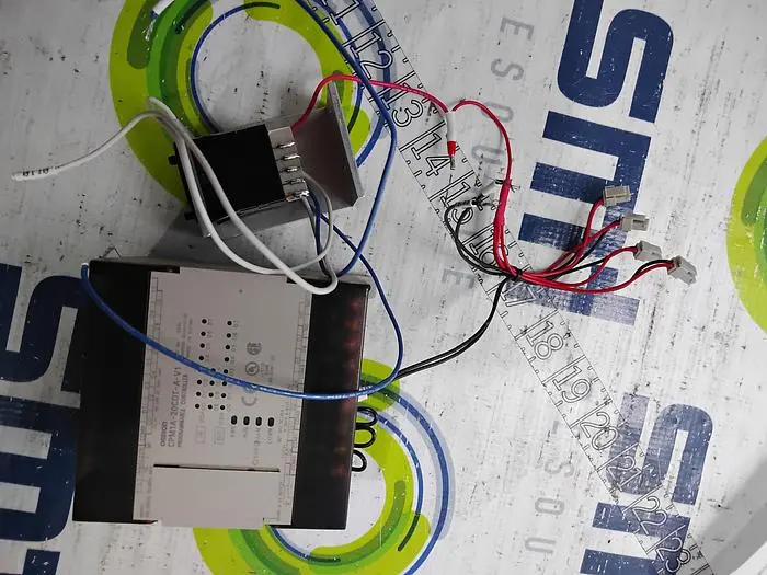 Used OMRON CPM1A-20CDT-A-V1 Motor Controllers | SMT Resource #488242
