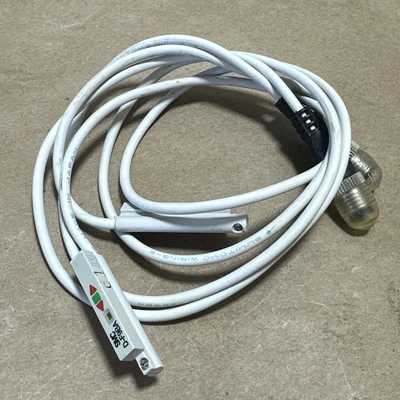 NEW SMC CDQSD20-100DC