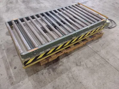 6' X 39" SOUTHWORTH HYDRAULIC ROLLER TOP LIFT TABLE: STOCK #20910