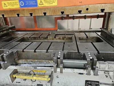 USED 2002 SCHULER GMO 2-400-3200-66/203