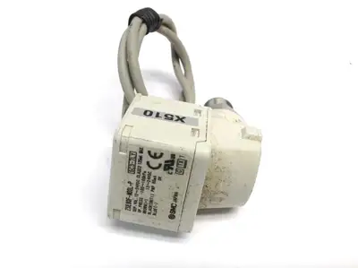 ZSE80F-N02P | SMC  Digital Pressure Switch 12-24 VDC - Used