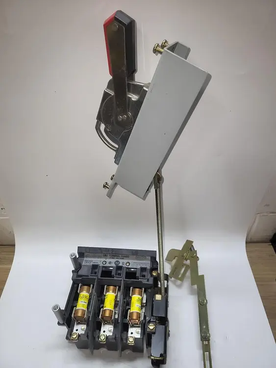 Used ALLEN-BRADLEY ALLEN BRADLEY 1494V-DS30 30A DISCONNECT SWITCH Disconnects | ND Industrial Surplus #1211403