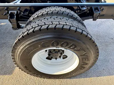 Used 2025 FORD F-750 Cab Chassis trucks Florida US | Truck and Van Outlet #1509240