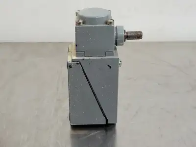 USED ALLEN-BRADLEY 802T-AP