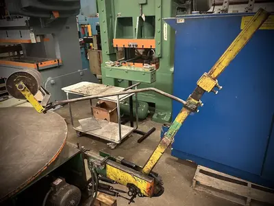 USED 2001 AWC F-500