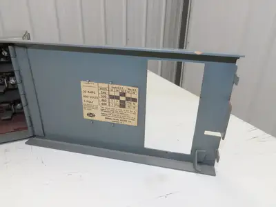 Federal Pacific QMQB-3336 Fusible Panelboard Disconnect Switch Twin 30A 600V 3W