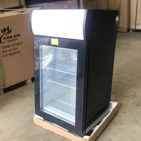 171-0340 18" Countertop Single Glass Door Self Contained Freezer