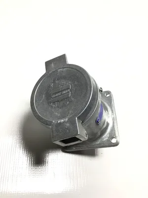 Eaton Crouse-Hinds AR1042 Heavy-Duty Industrial Receptacle 4Poles