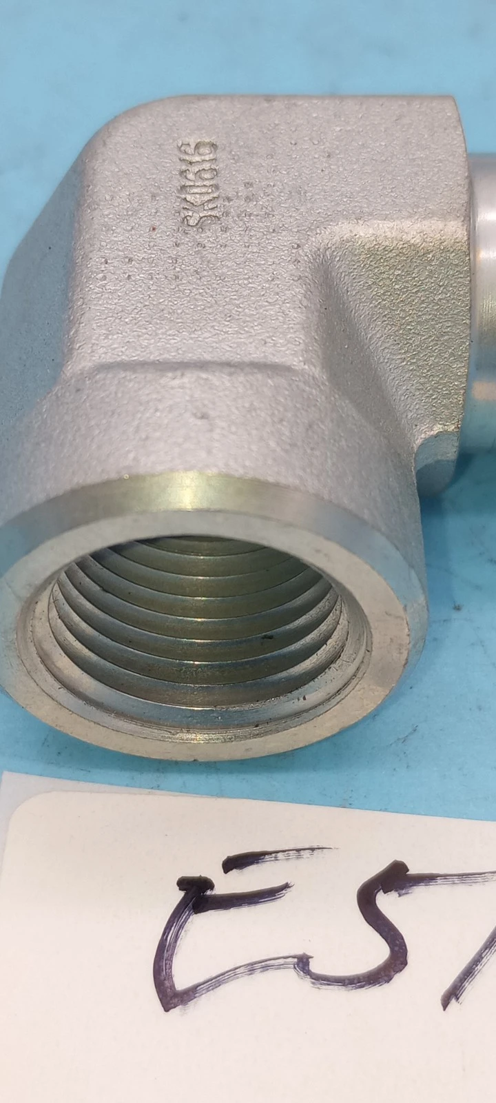 NEW Parker ELBOW  1" x 1/2 "