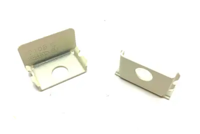 USED HUBBELL RACEWAY END CAP/ END BRACKET WHITE