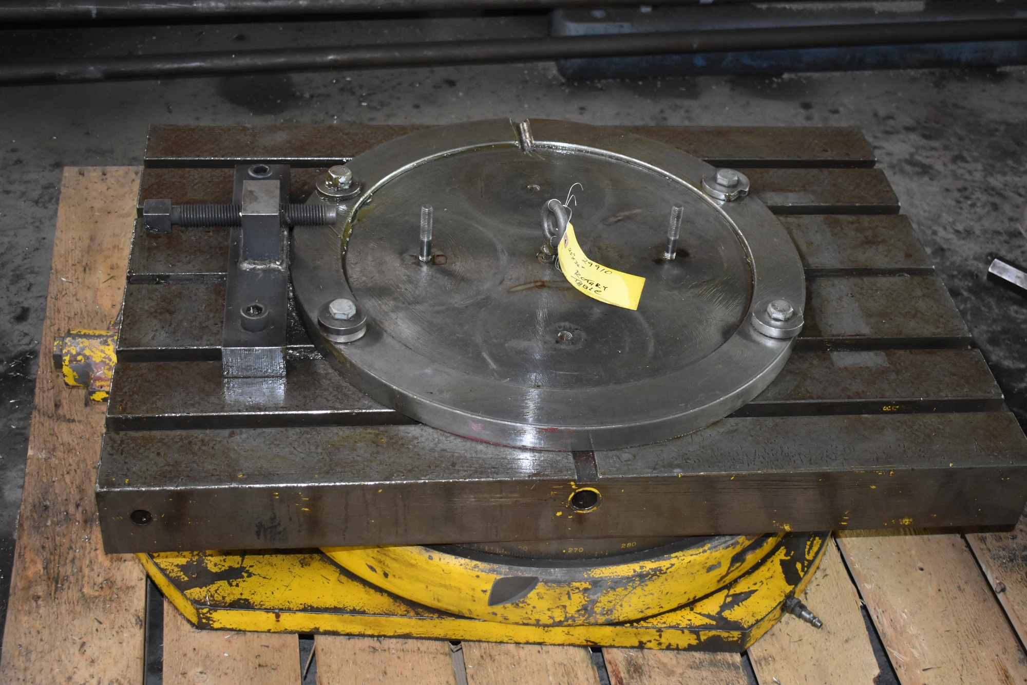 25" X 36" LUCAS RECTANGULAR MANUALLY-OPERATED T-SLOTED ROTARY TABLE w/360-DEGREE TABLE GRADUATIONS IN 1-DEGREE INCREMENTS - (4) T-SLOTS