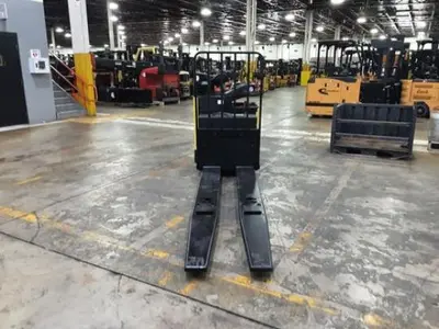 Used 2022 HYSTER BE080ZHD Pallet Jacks | Russell Equipment #723632
