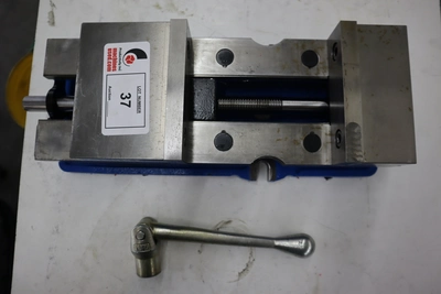 Used KURT WORKHOLDING SOLUTIONS DX6 Vises Minnesota US | Machinesused.com #1365972