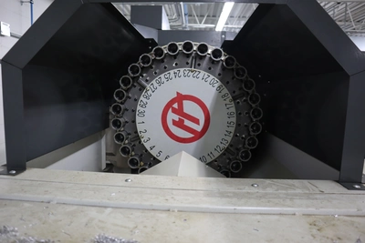 Used HAAS VF-4SS Vertical Machining Centers Minnesota US | Machinesused.com #1364584