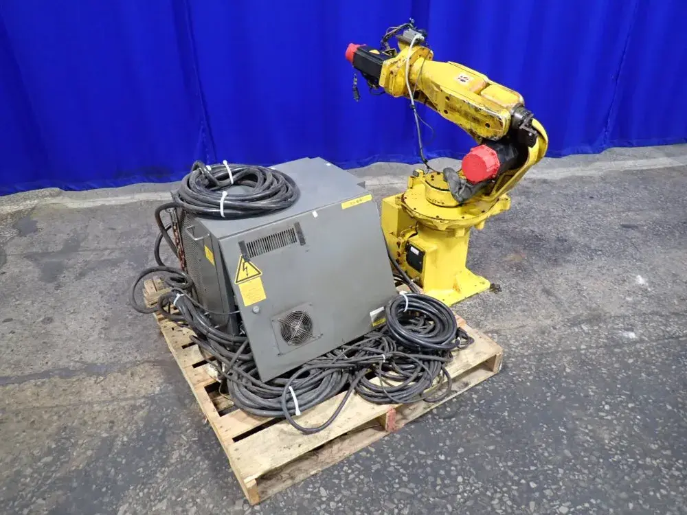 USED 2001 FANUC M6I