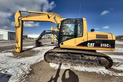 Used 2015 CATERPILLAR 315CL Excavators Wisconsin US | Proxy Equipment #1382930