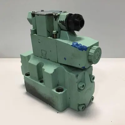 USED VICKERS DG3V72AE10JASM01Z