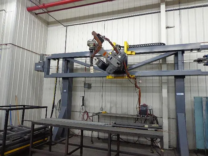 Used MOTO-MAN, HOBART _UNKNOWN_ Robotic Welding Cells Arizona US | PETERSON MACHINERY SALES #442091