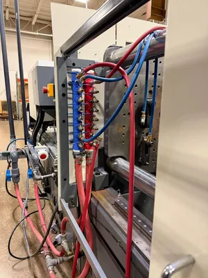 2019 TOSHIBA EC250SXIIV70-U48-8A Injection Molding Horizontal/Vertical | Machinery Network (11)