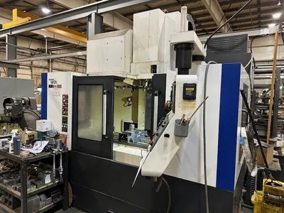 Used 2015 HYUNDAI F500/50 Universal Machining Centers Alberta CA | Merchant Machine Tools Inc #1318730