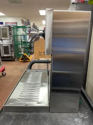 Used Falcon Restaurant Supply Used Stainless Steel 4 Tap Wall Mount Beer Dispenser with Drain Beer Equipment Illinois US | Falcon Restaurant Supply #1376119