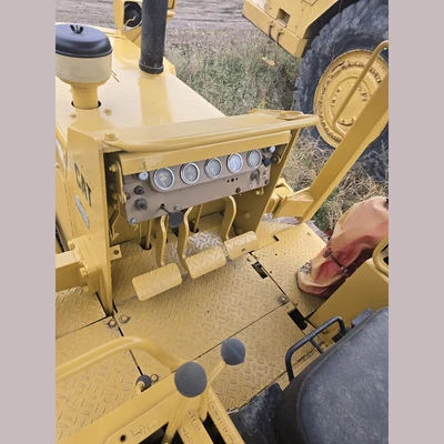 USED CATERPILLAR D3B