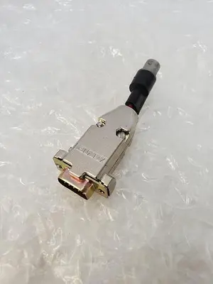 D-SUB CONNECTOR AMP