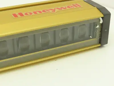 Honeywell FF-SYA30064C2R Safety Light Curtain Emitter Transmitter Set 670mm L
