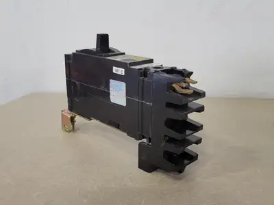 USED SQUARE D FH16015A