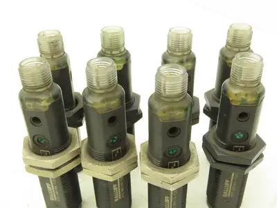Balluff BOS18KF-PA-1QD-S4-C Retroreflective Photoelectric Sensor 0-4.5m Lot of 8
